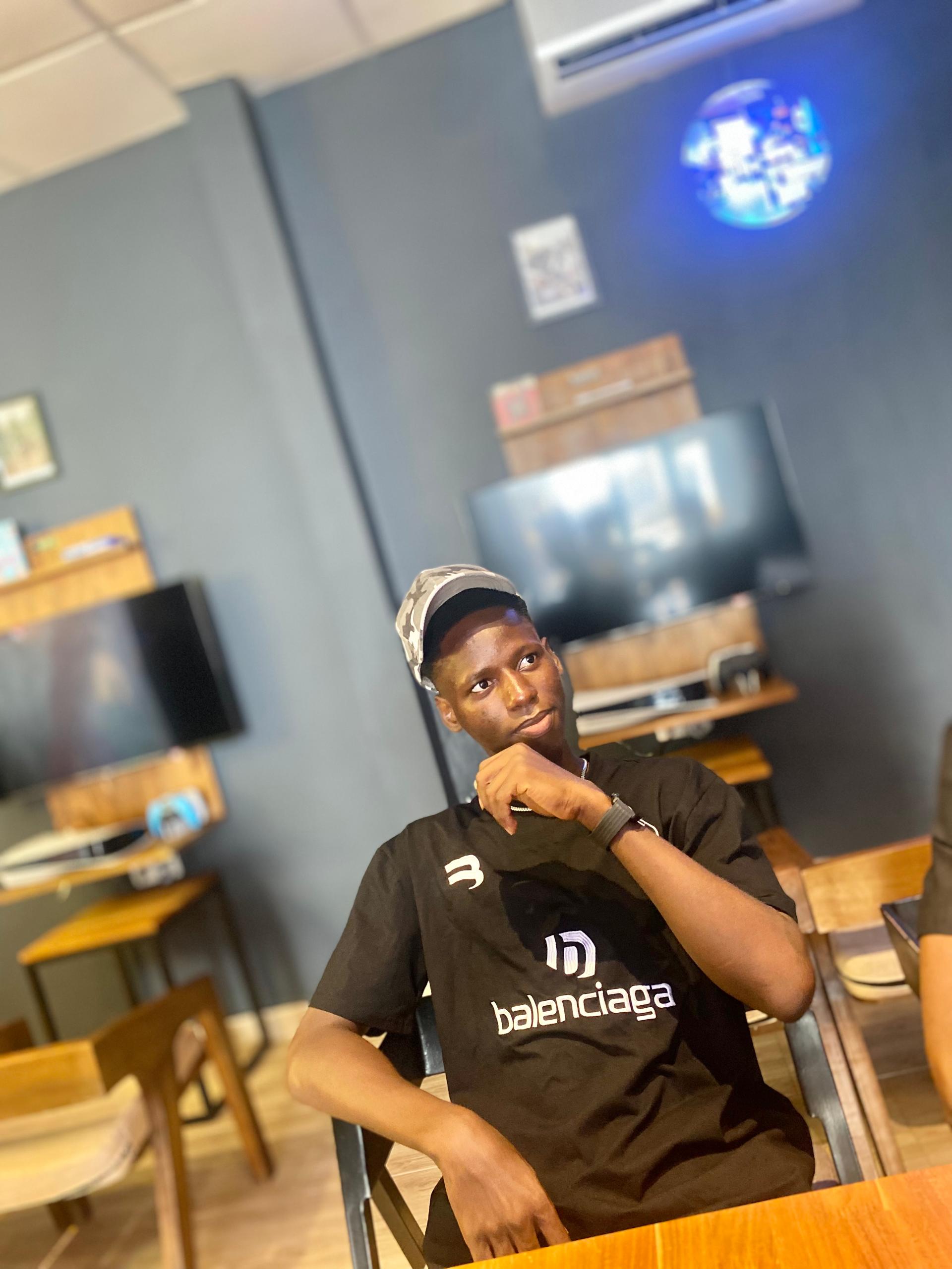 Mahounou Barthélémy Charbel KOUIVON